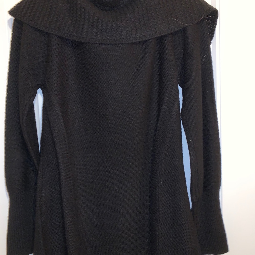 Sweater - Picture 3 of 3